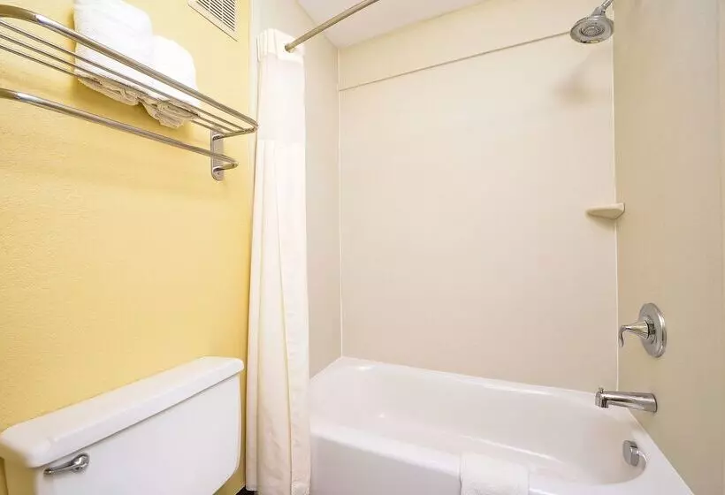 酒店 Xecutive Inn And Suites