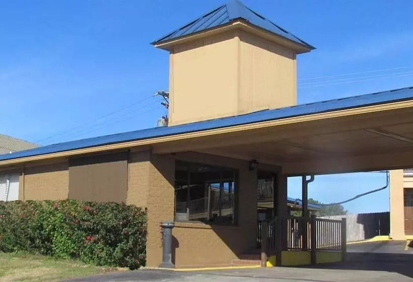 酒店 Xecutive Inn And Suites