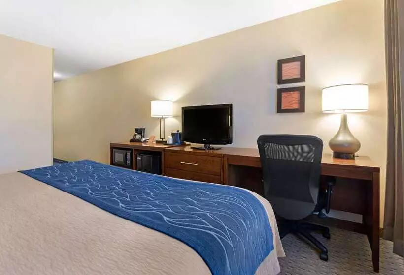 בית מלון כפרי Comfort Inn