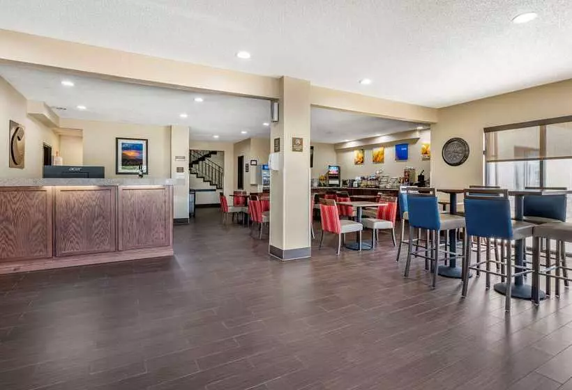 ホテル Comfort Inn Near Kokomo Speedway