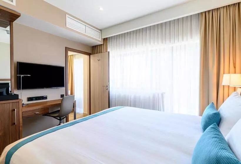 Отель Crowne Plaza Maastricht, An Ihg