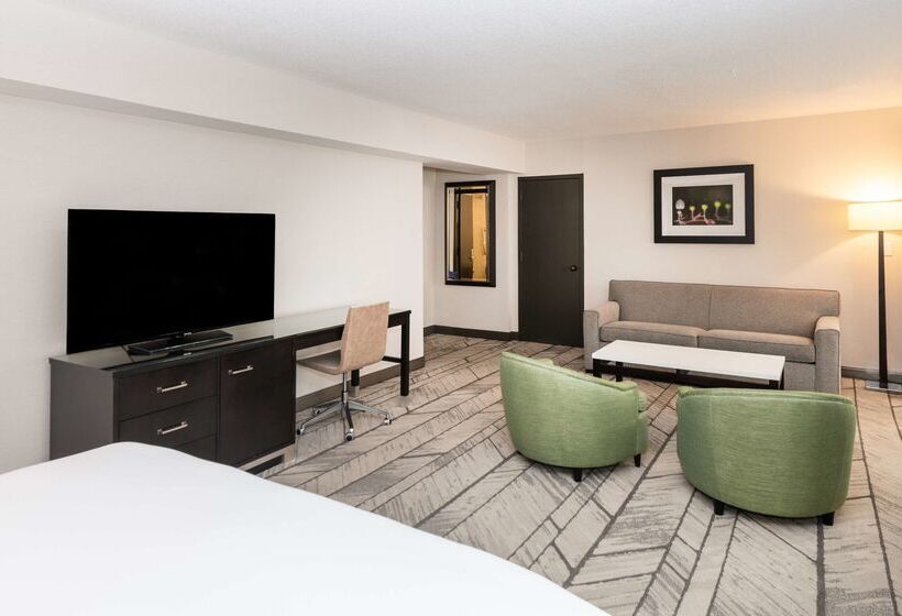 فندق Doubletree By Hilton Newark Penn Station