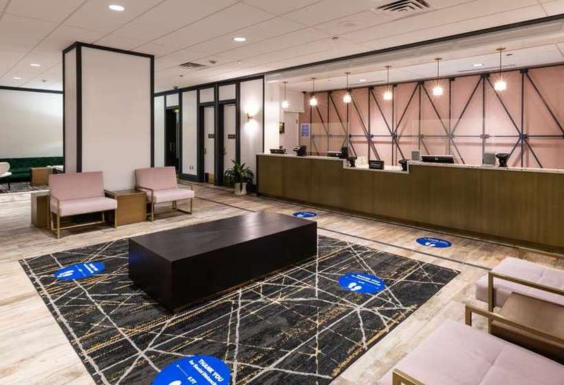 فندق Doubletree By Hilton Newark Penn Station