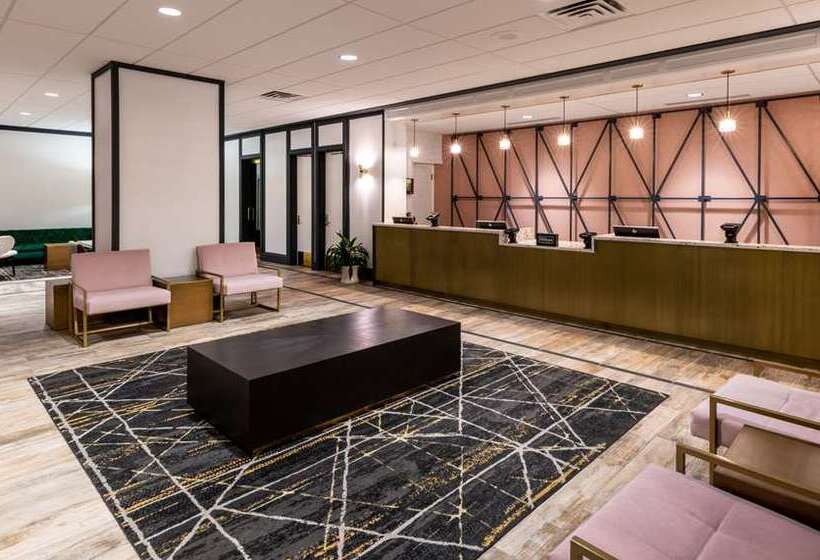 فندق Doubletree By Hilton Newark Penn Station