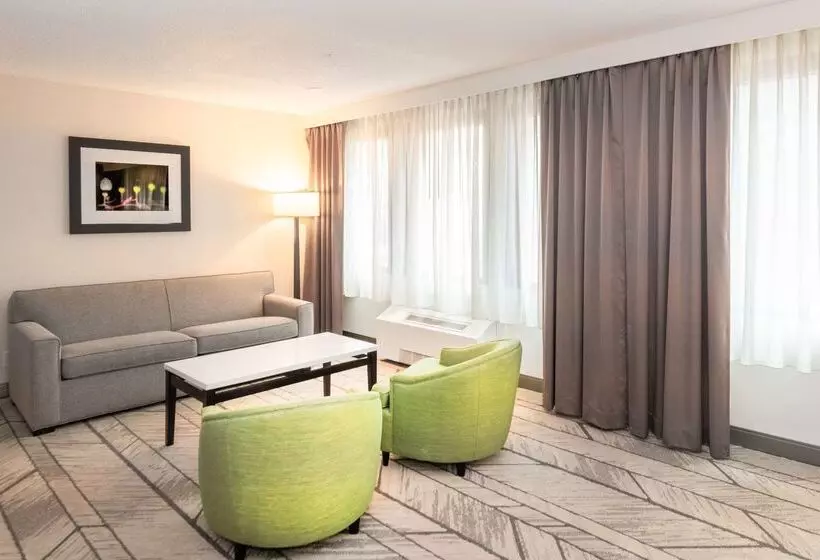 Hotelli Doubletree By Hilton Newark Penn Station