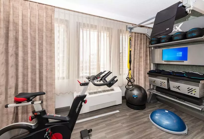 Hotelli Doubletree By Hilton Newark Penn Station