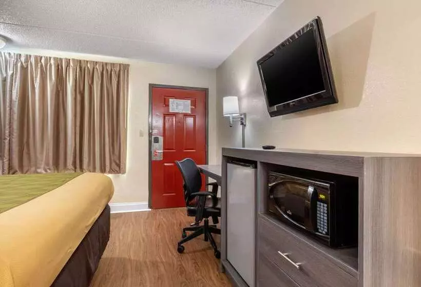 בית מלון כפרי Econo Lodge