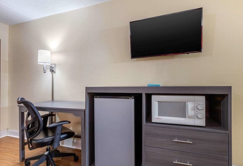 فندق Econo Lodge