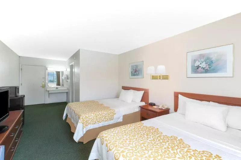 호텔 Econo Lodge Cherry Point