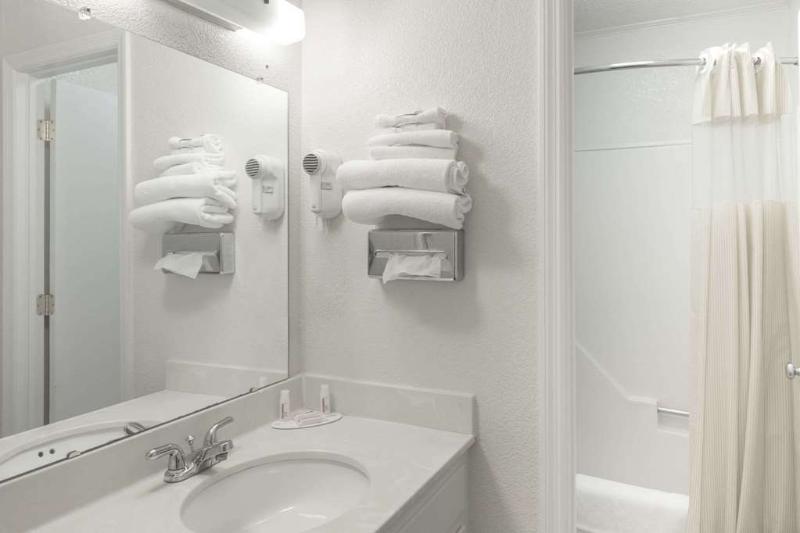 فندق Econo Lodge Cherry Point