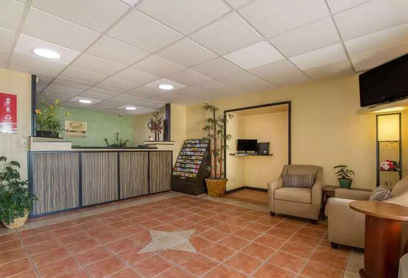 Отель Econo Lodge Fort Knox