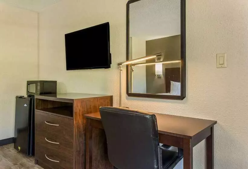 Отель Econo Lodge Fort Knox