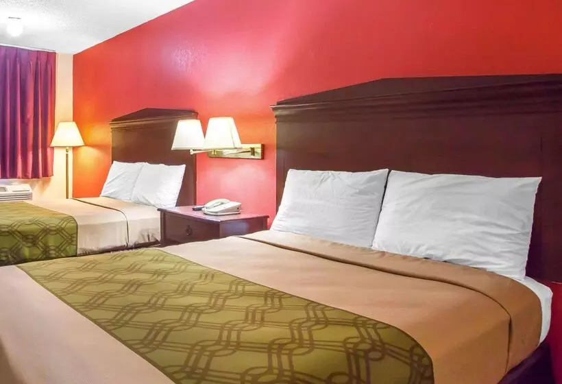 בית מלון כפרי Econo Lodge Lanett