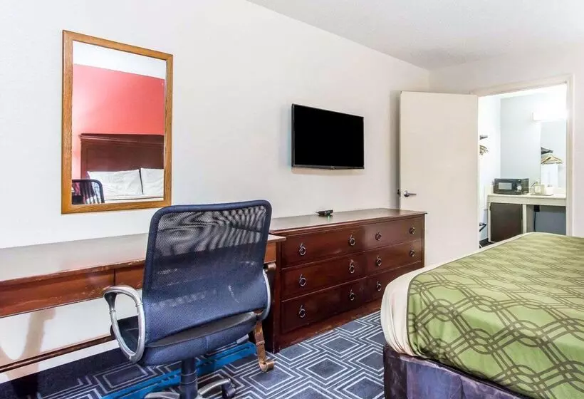 בית מלון כפרי Econo Lodge Lanett