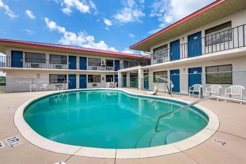 호텔 Econo Lodge Sebring