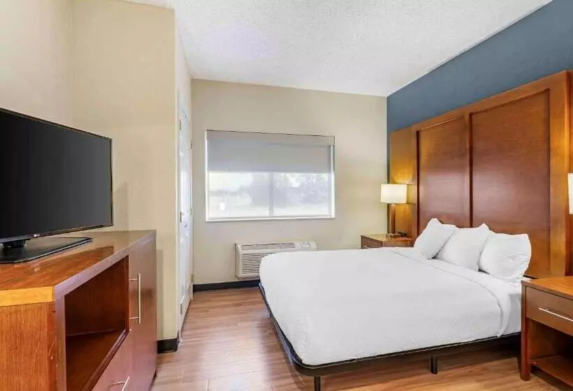 هتل Extended Stay America Suites Buffalo Airport