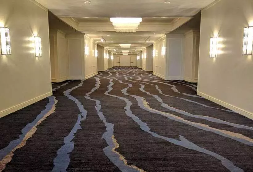 The Park Hotel At Meadowlands