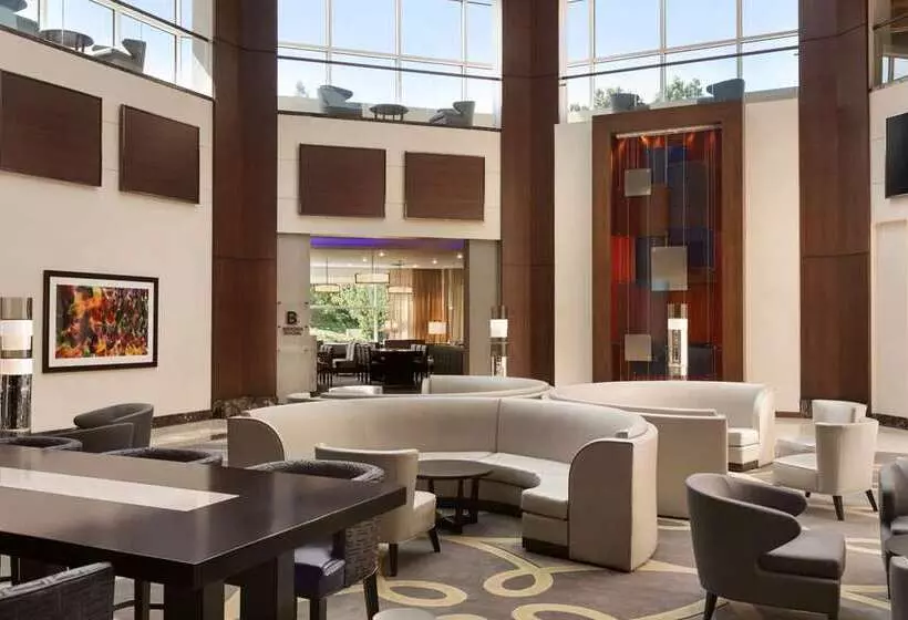 The Park Hotel At Meadowlands