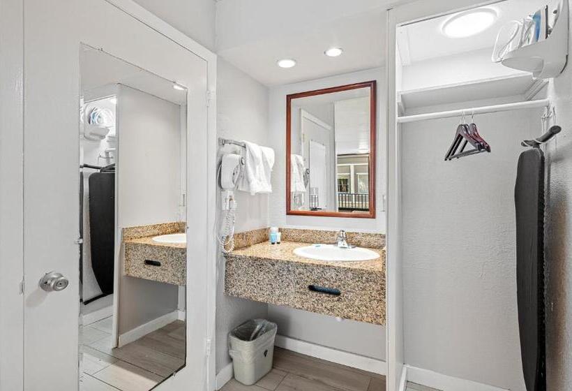 فندق Hotolos Hollywood