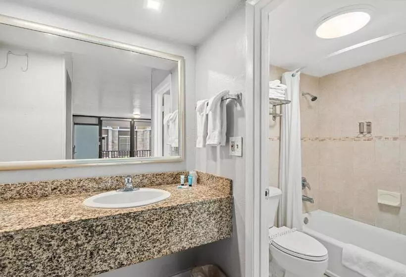 Отель Hotolos Hollywood