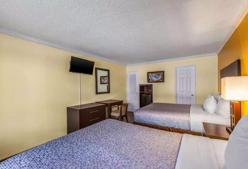 בית מלון כפרי Econo Lodge Beach And Boardwalk