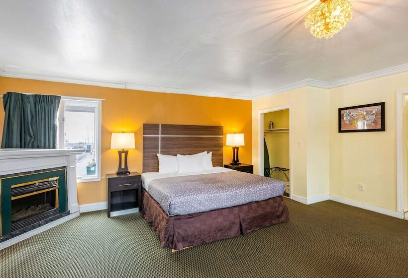 فندق Econo Lodge Beach And Boardwalk