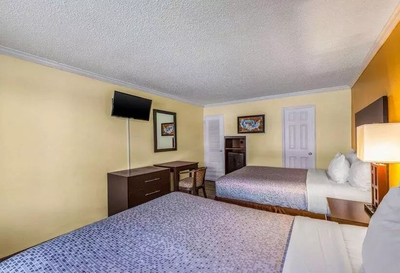 בית מלון כפרי Econo Lodge Beach And Boardwalk