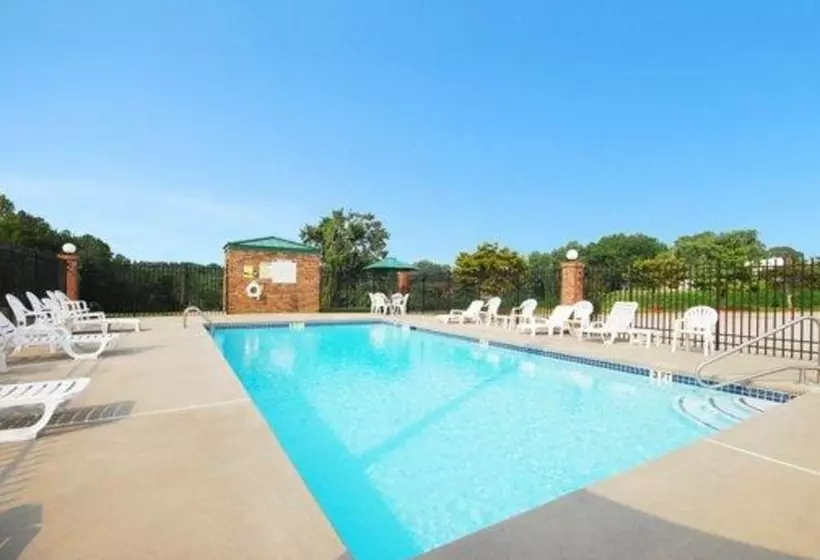 ホテル Quality Inn Dahlonega Near University