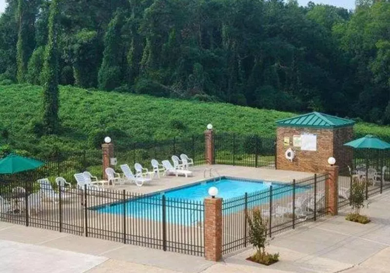 ホテル Quality Inn Dahlonega Near University