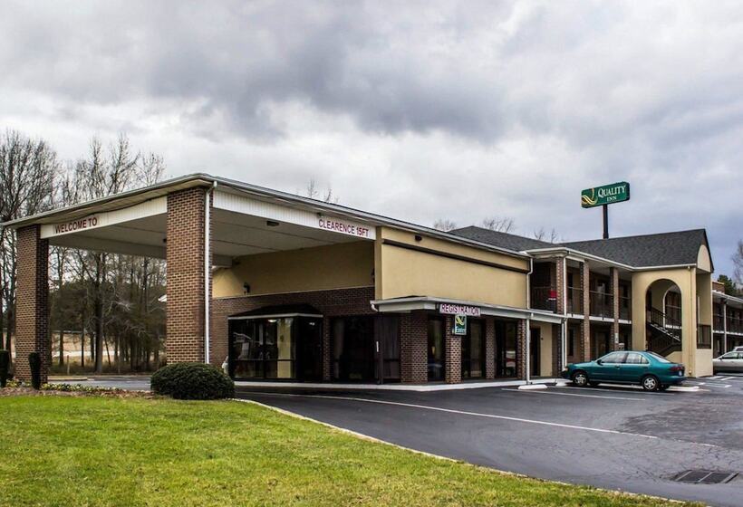 ホテル Quality Inn Kenly I 95