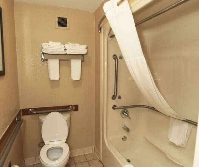 ホテル Quality Inn Kenly I 95