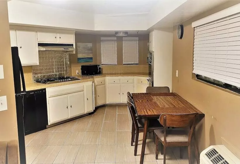 בית מלון כפרי Rancho San Diego Inn & Suites