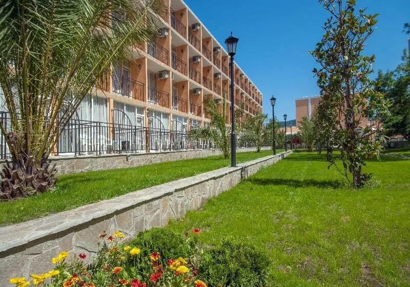 酒店 Riva   All Inclusive