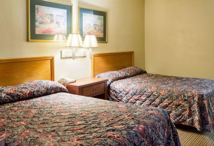 Motel 6 Greenwood, Ms