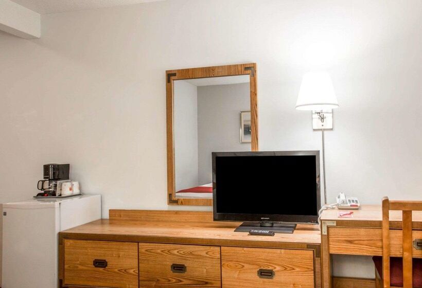 Отель Rodeway Inn