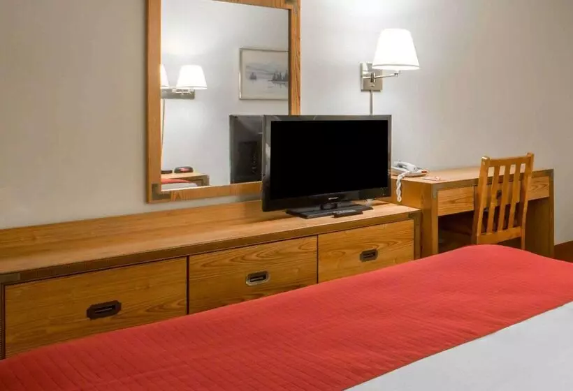 فندق Rodeway Inn