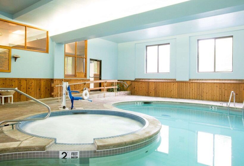 Отель Rodeway Inn