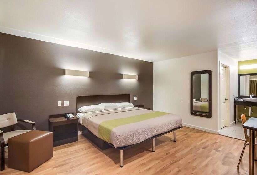 ホテル Studio 6huntsville, Tx