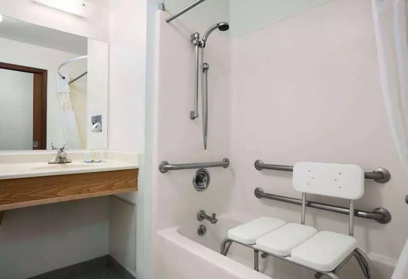 酒店 Travelodge By Wyndham Elko Nv