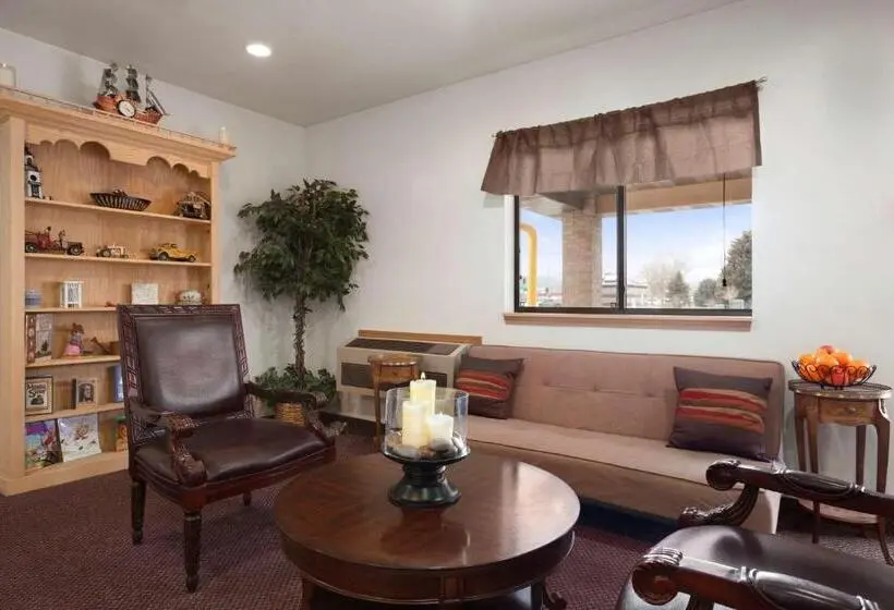 هتل Travelodge By Wyndham Elko Nv