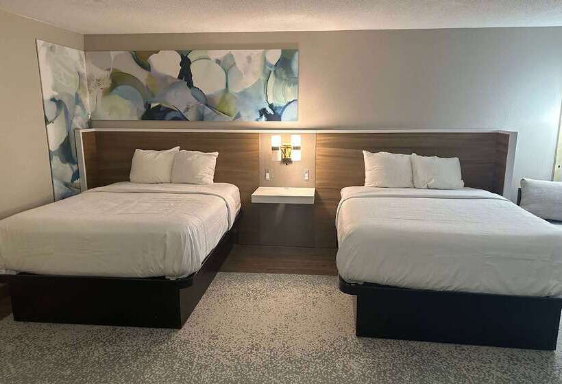 فندق Wyndham Garden Ankeny