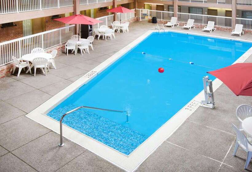 فندق Wyndham Garden Ankeny