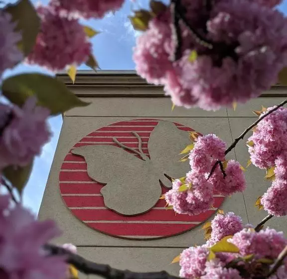 Monarch Hotel & Conference Center