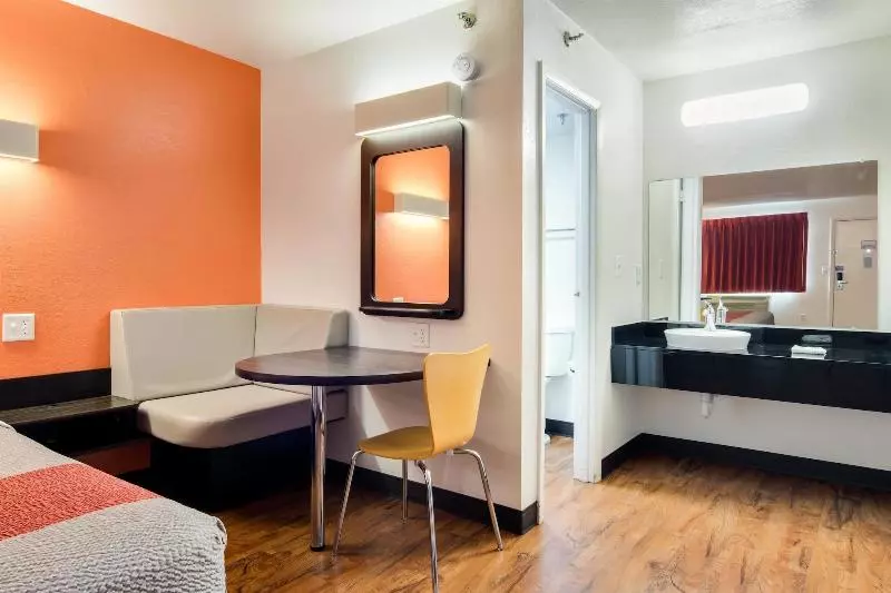 Motel 6 Bremen GA #4988