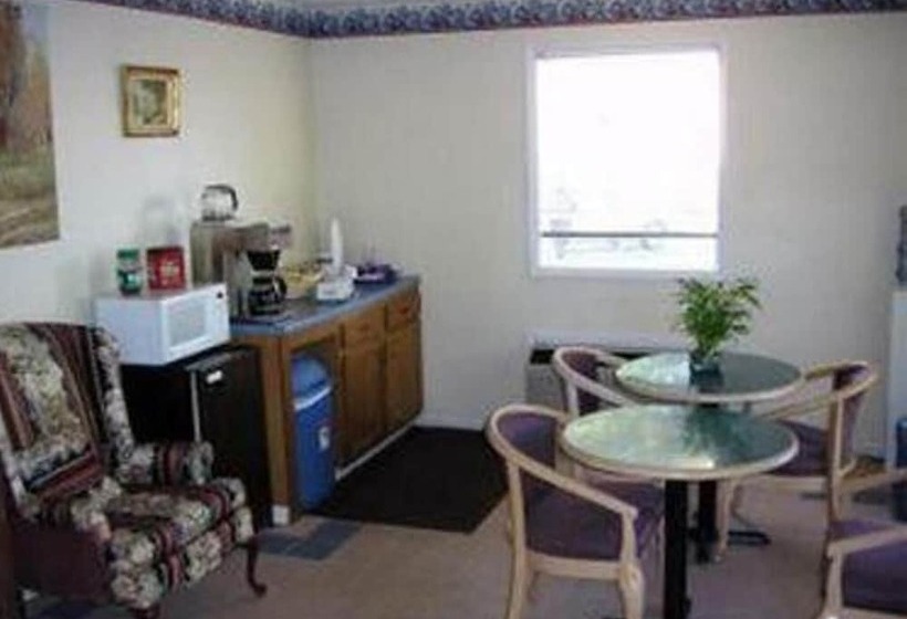 Отель Americas Best Value Inn Loudon Lenoir City