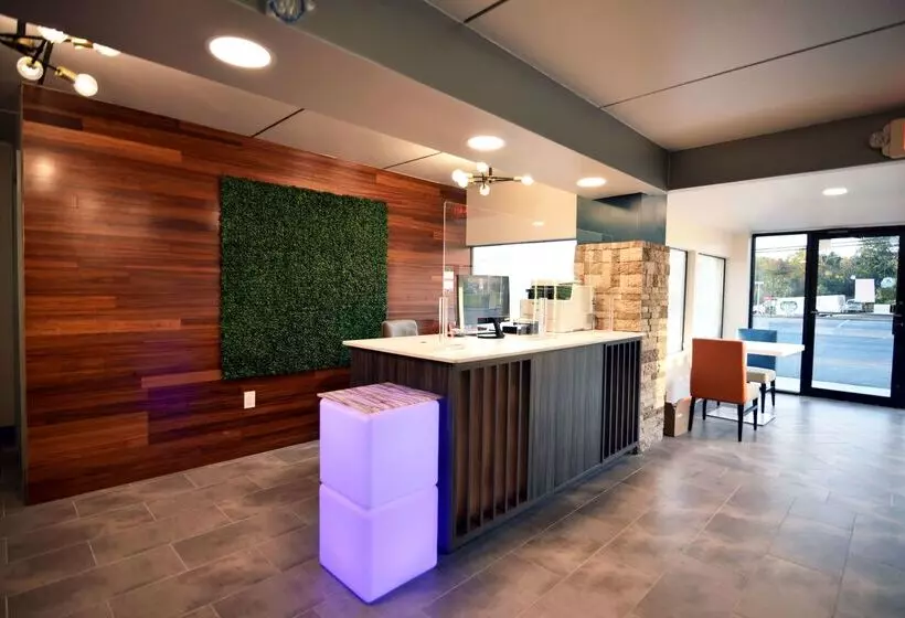 호텔 Baymont By Wyndham Pine Grove I 81