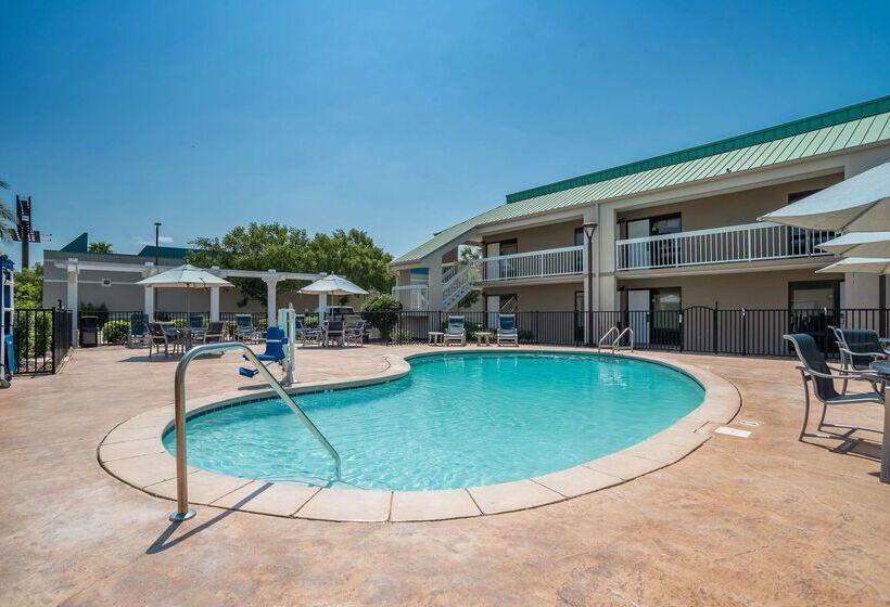 Отель Best Western Flagship Inn