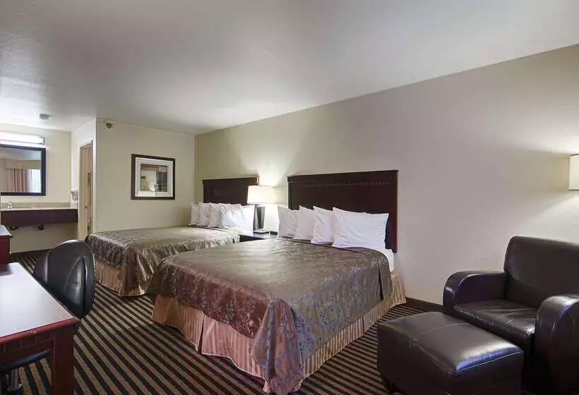 בית מלון כפרי Best Western Marina State Beach