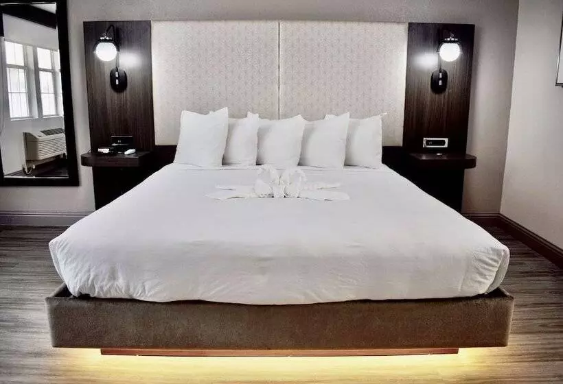 בית מלון כפרי Best Western Marina State Beach