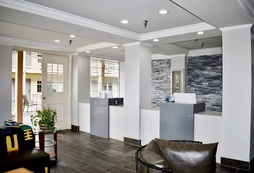 בית מלון כפרי Best Western Marina State Beach